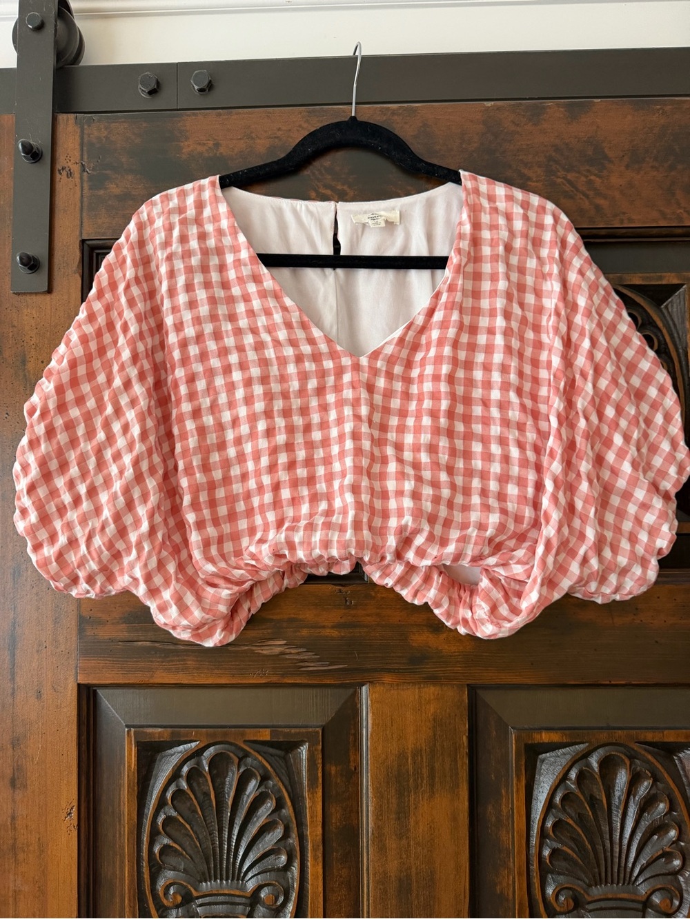 entro Pink Gingham V-Neck Puff Sleeve Crop Top